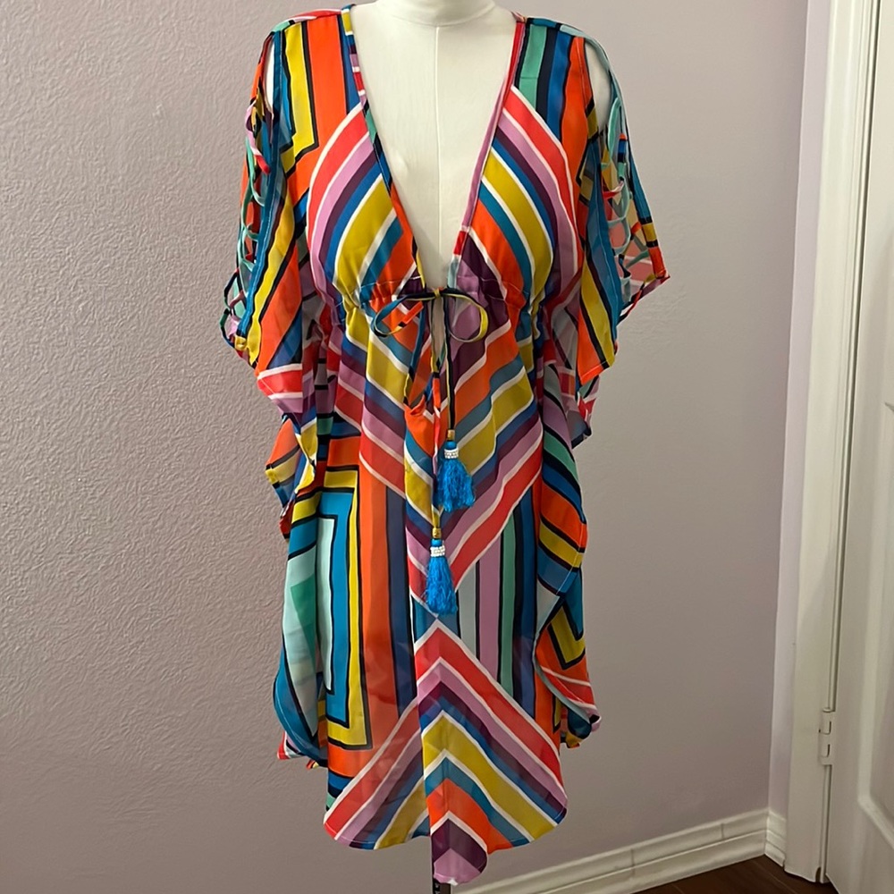 NWOT - Beautiful, Colorful Cover-Up